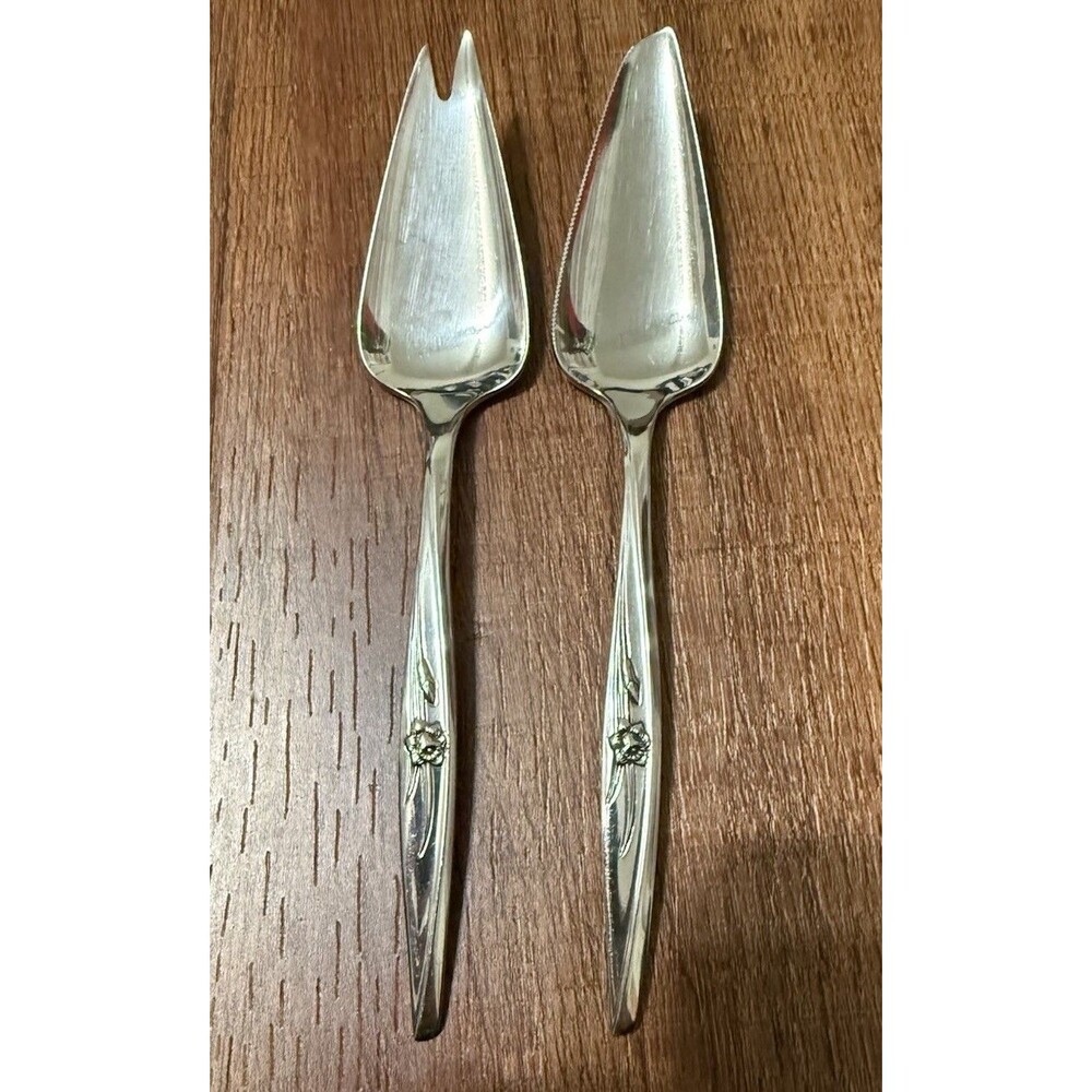 1847 Rogers Bros Stainless SPRING CHARM Cheese Serving Spoons Lot Of 2
